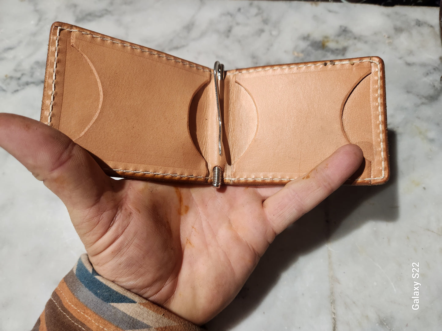 Front pocket money clip wallet