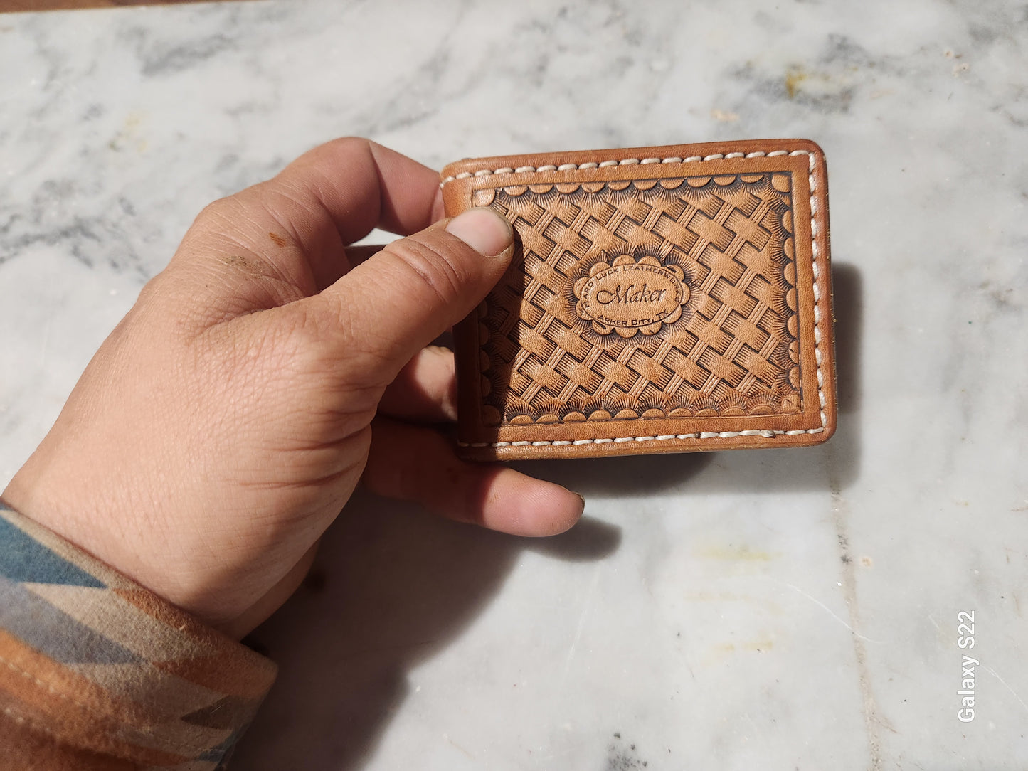 Front pocket money clip wallet