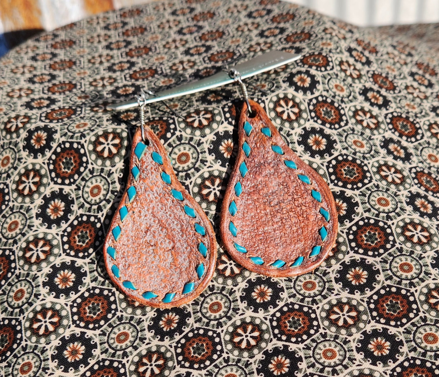 Leather dangle earrings