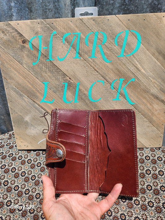 Clutch wallet