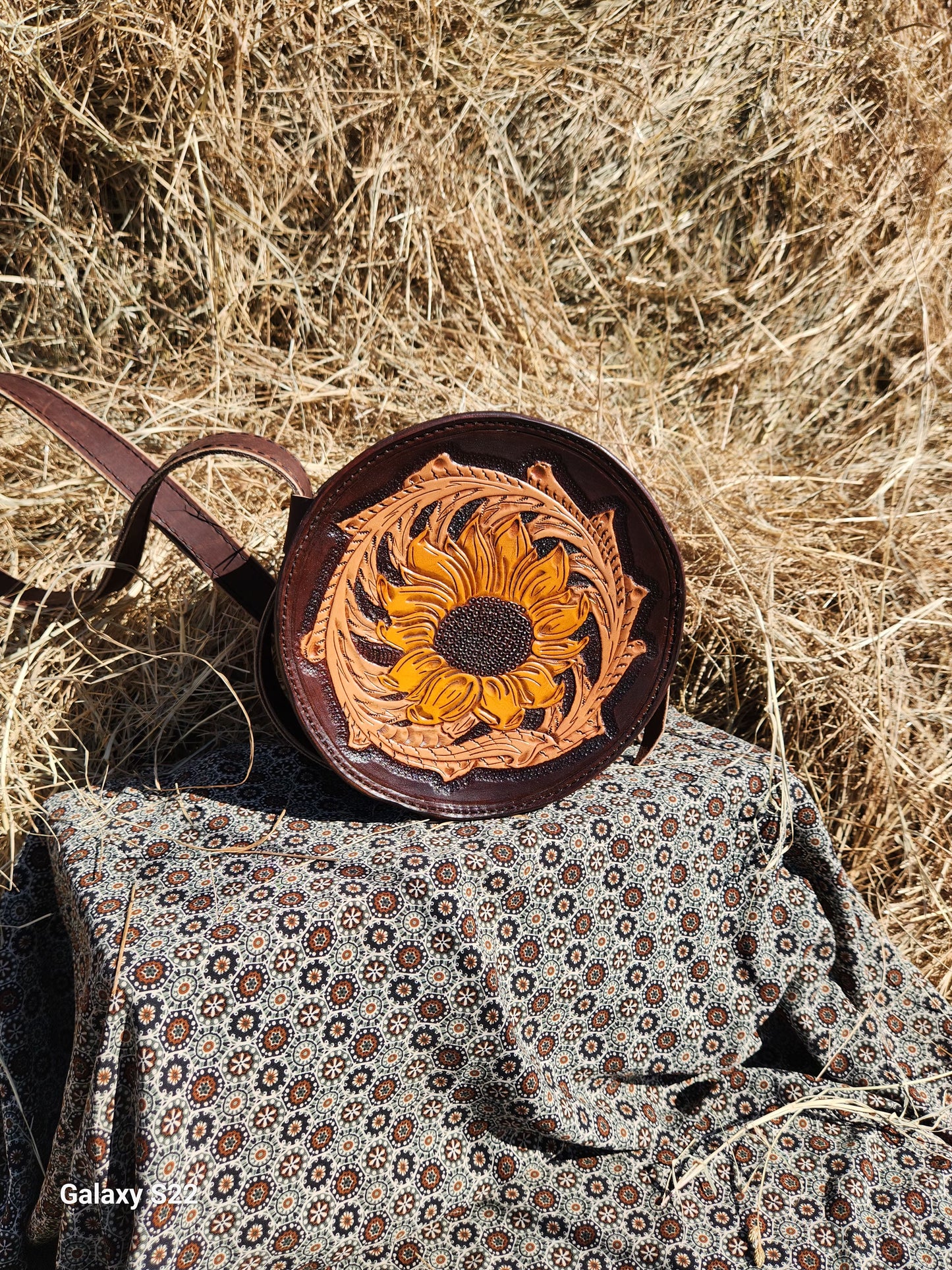 Sunflower tooled round purse